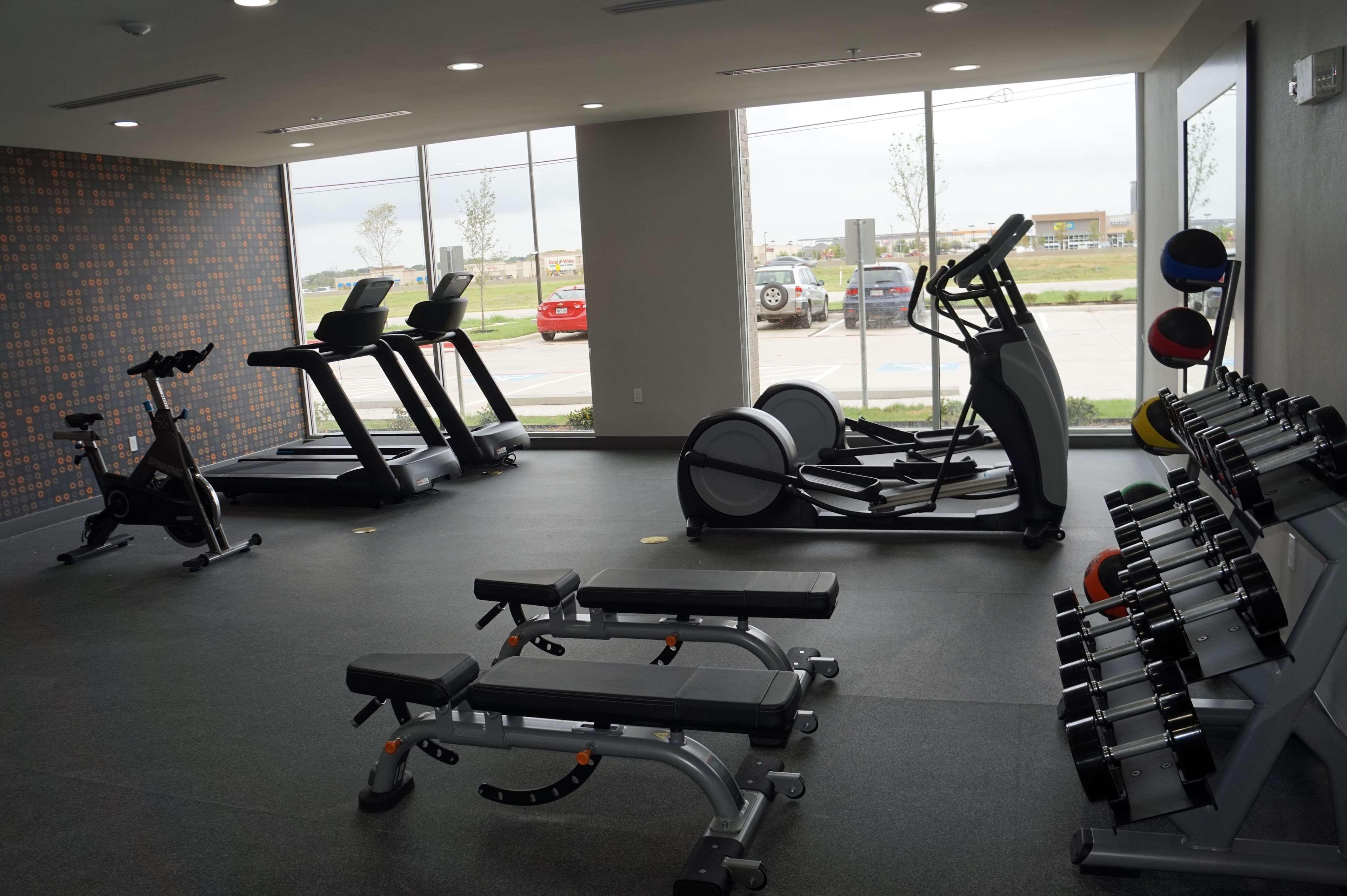 La Quinta Inn & Suites Dfw West-Glade-Parks Euless Dış mekan fotoğraf