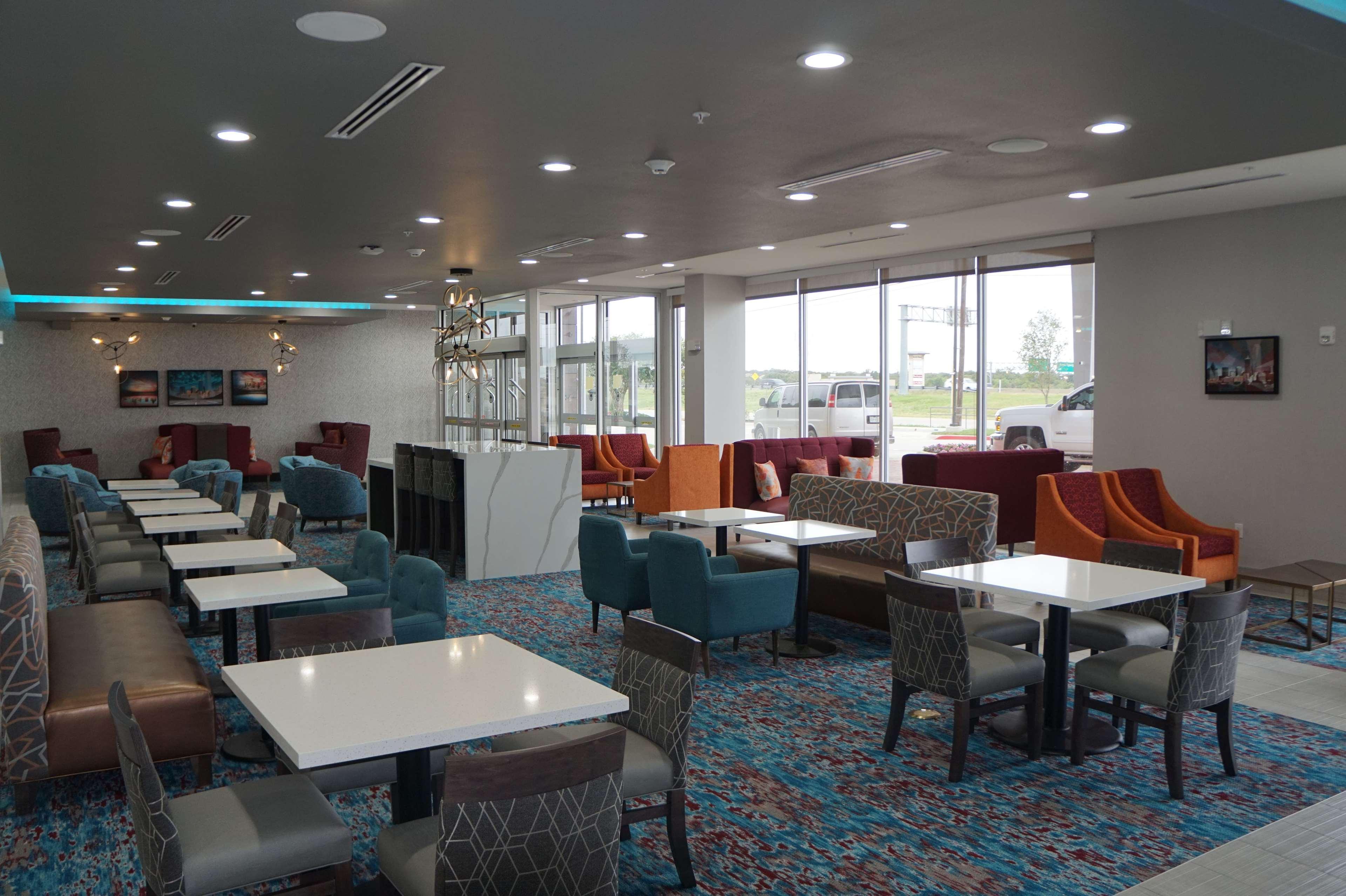 La Quinta Inn & Suites Dfw West-Glade-Parks Euless Dış mekan fotoğraf