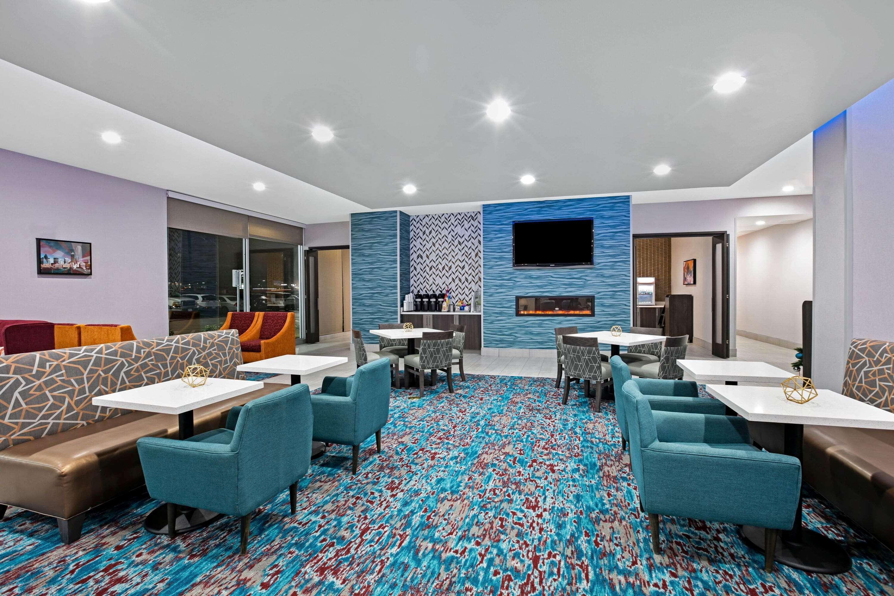 La Quinta Inn & Suites Dfw West-Glade-Parks Euless Dış mekan fotoğraf