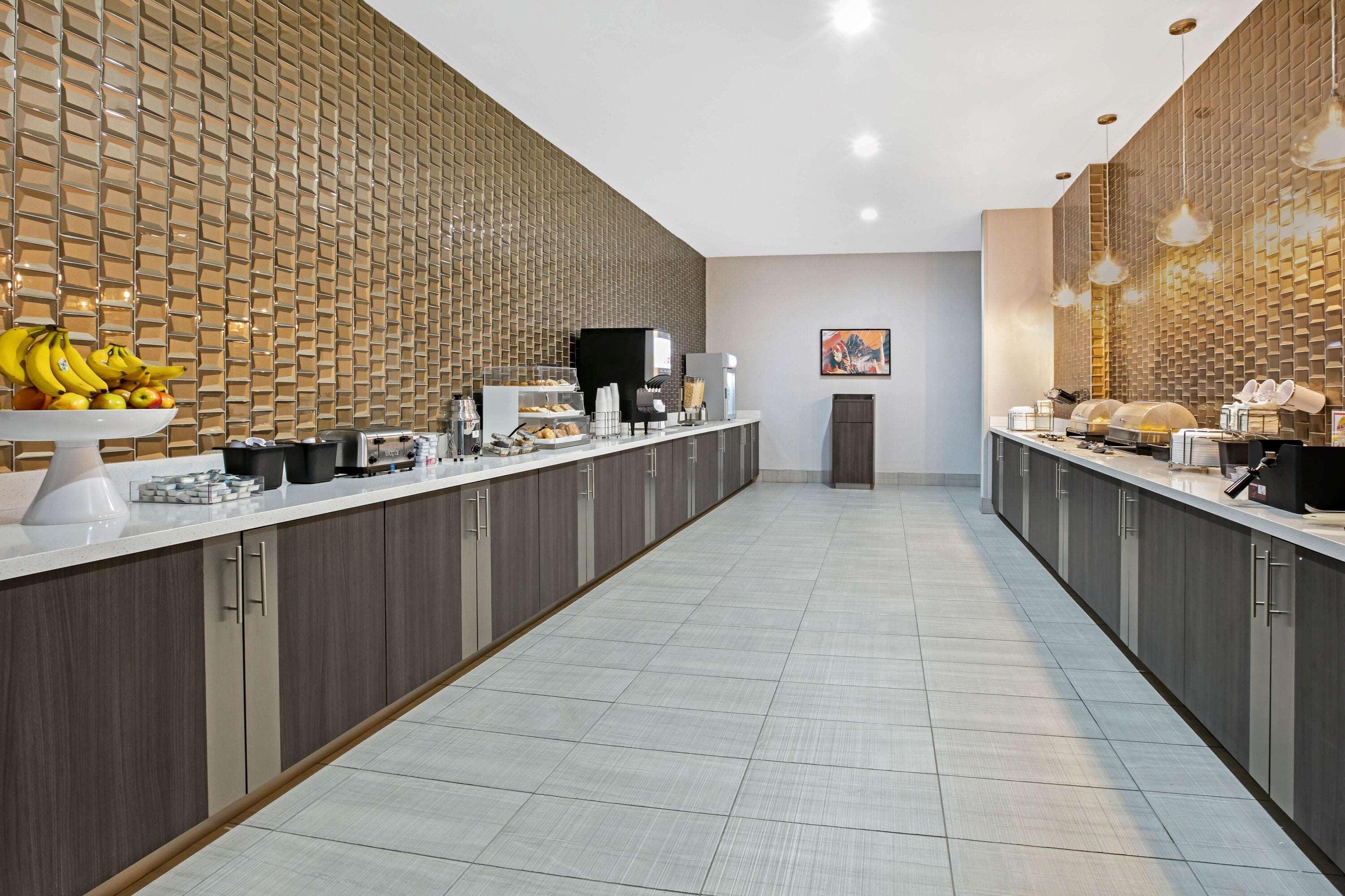 La Quinta Inn & Suites Dfw West-Glade-Parks Euless Dış mekan fotoğraf