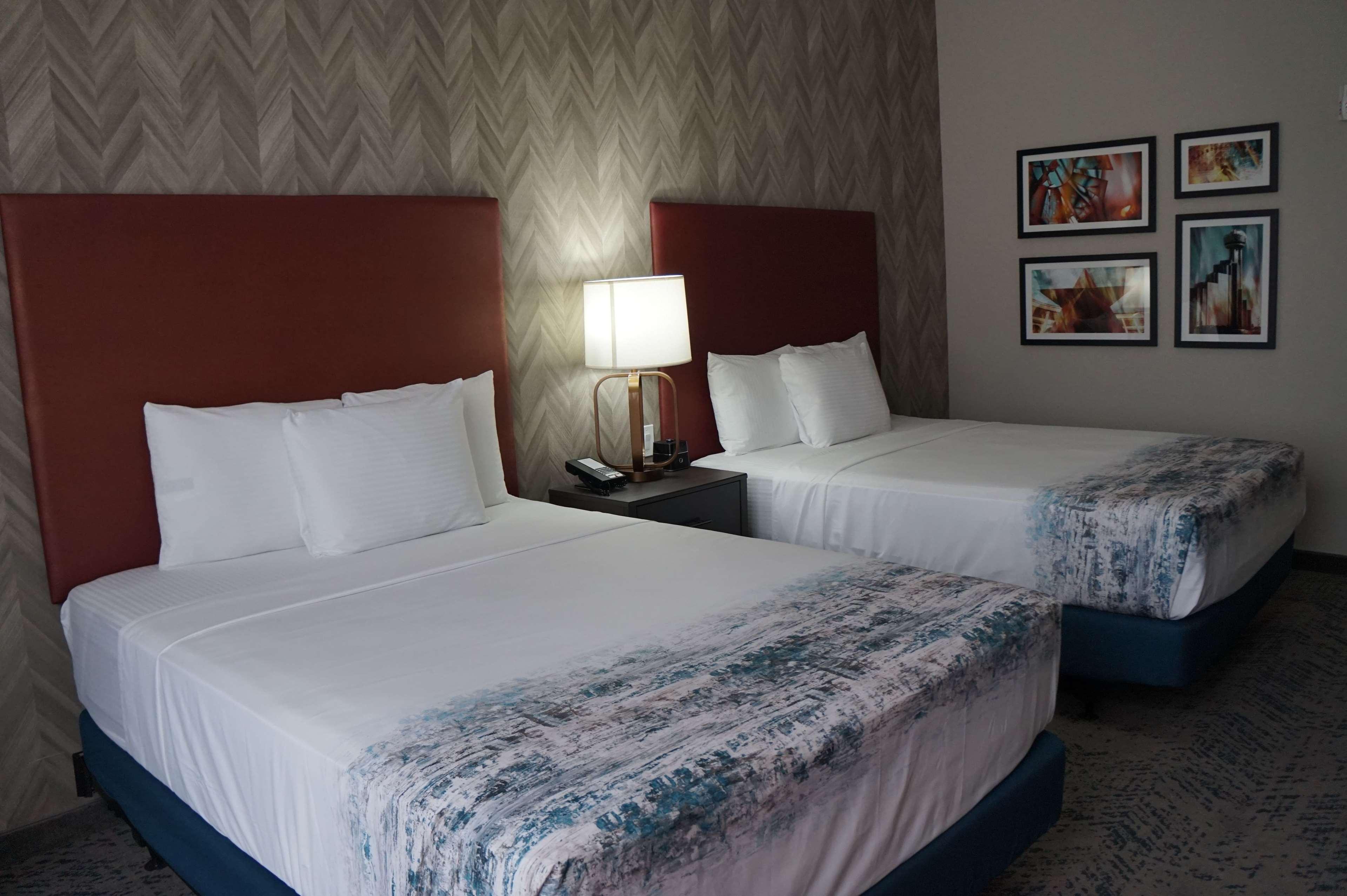 La Quinta Inn & Suites Dfw West-Glade-Parks Euless Dış mekan fotoğraf