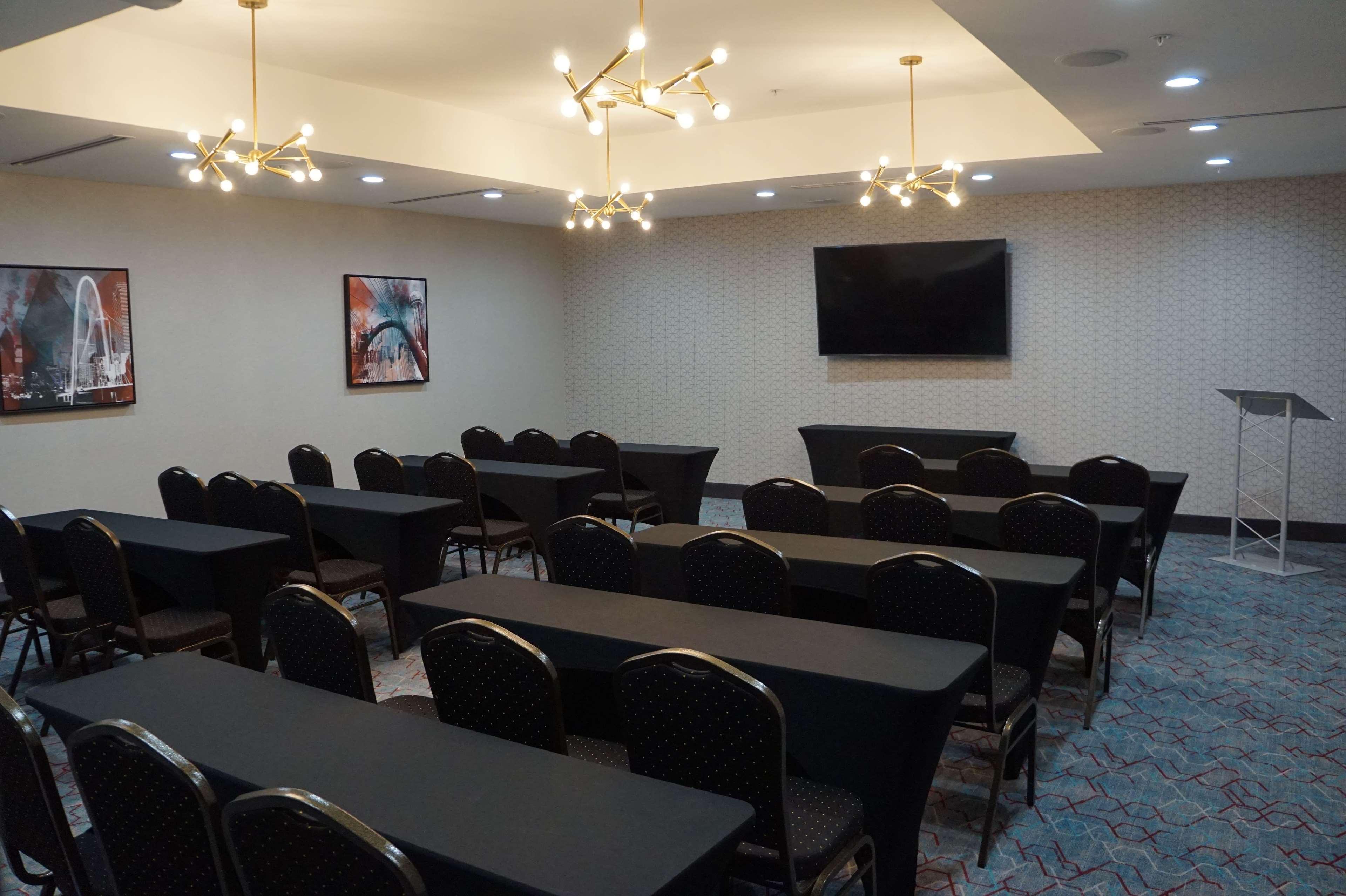 La Quinta Inn & Suites Dfw West-Glade-Parks Euless Dış mekan fotoğraf