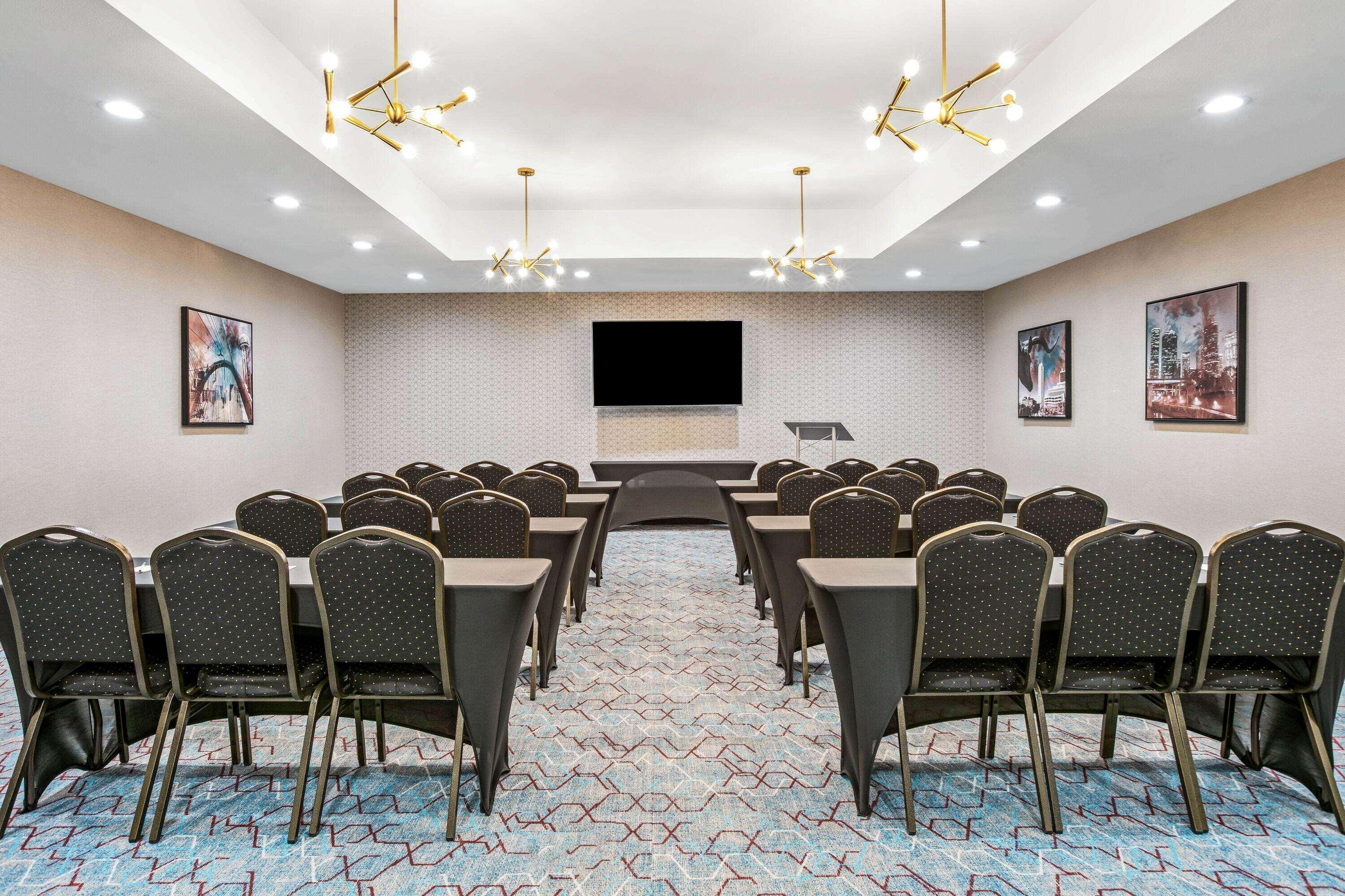 La Quinta Inn & Suites Dfw West-Glade-Parks Euless Dış mekan fotoğraf